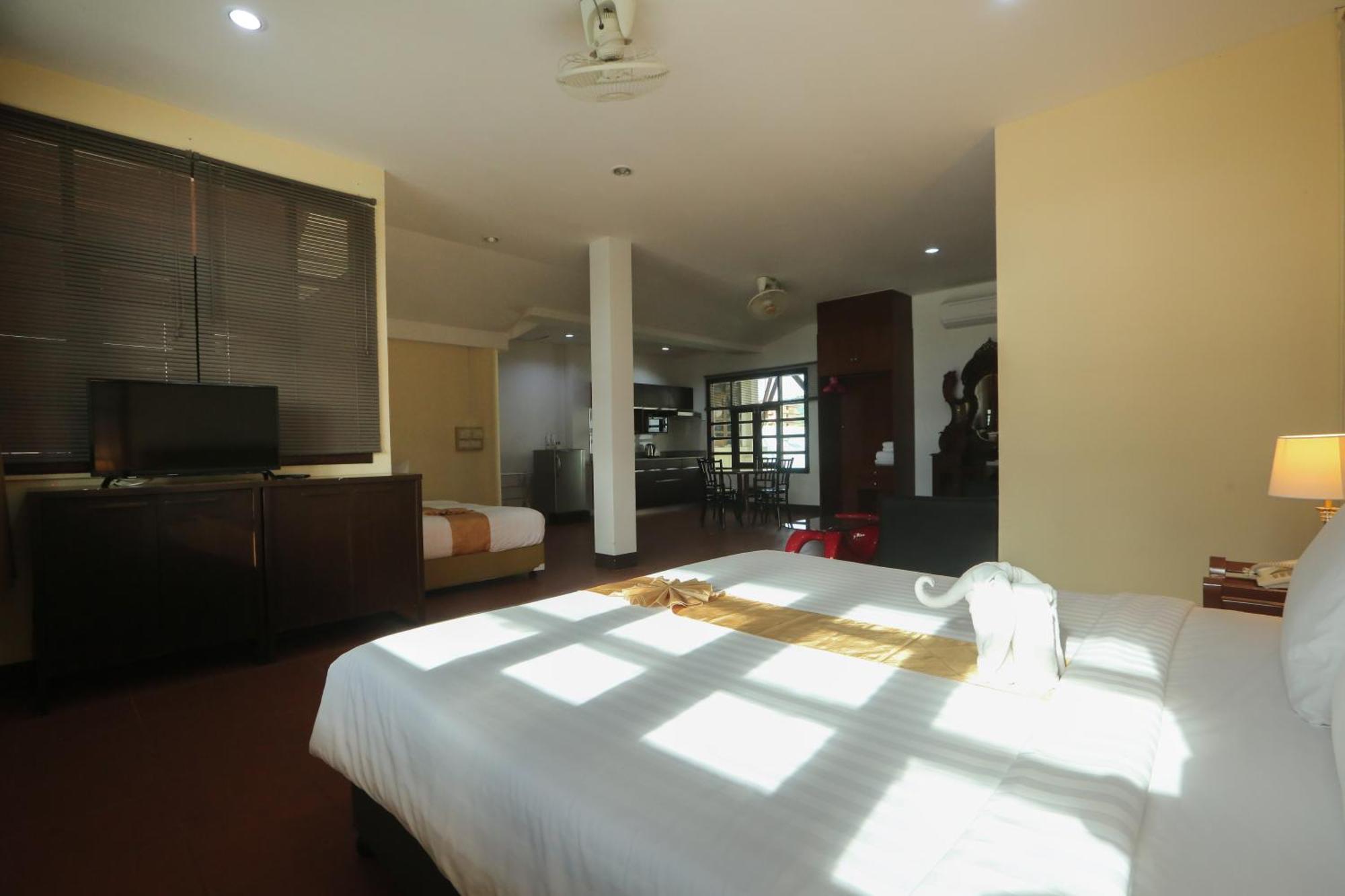 Blue Beach Apartment Rawai Екстериор снимка