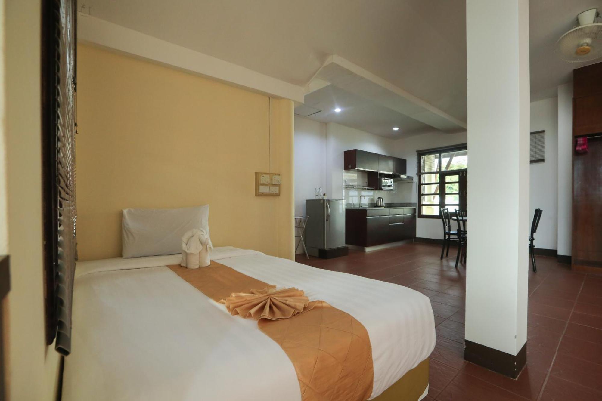 Blue Beach Apartment Rawai Екстериор снимка
