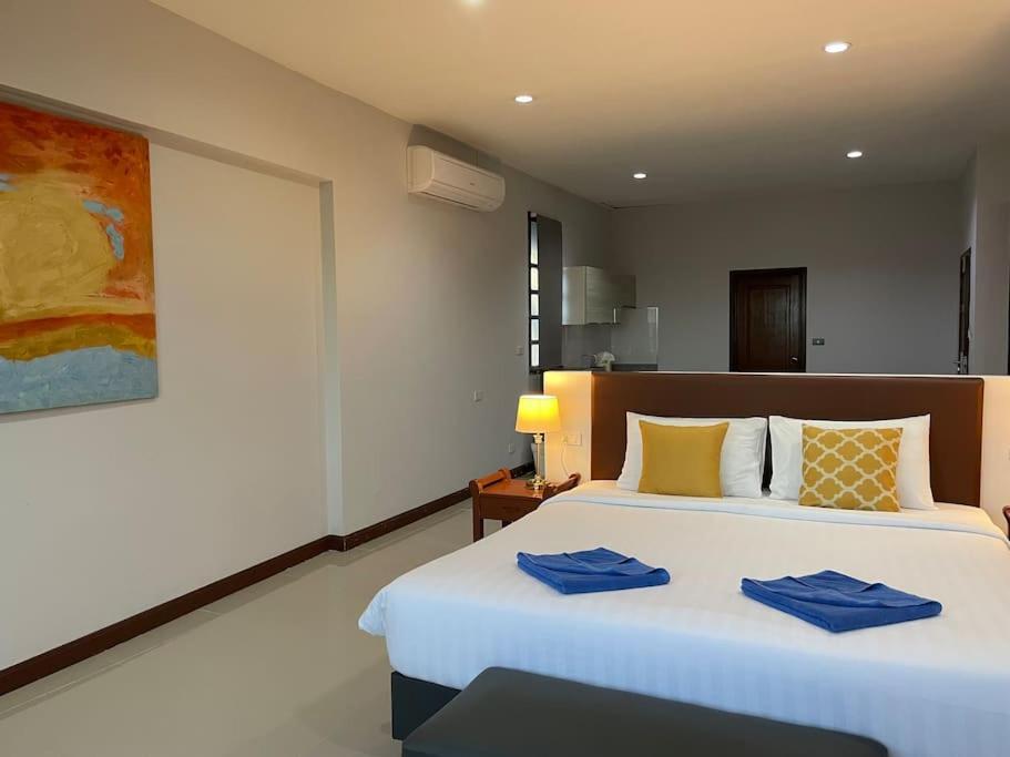 Blue Beach Apartment Rawai Екстериор снимка